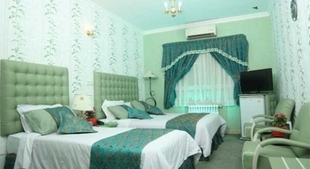 Parseh Hotel