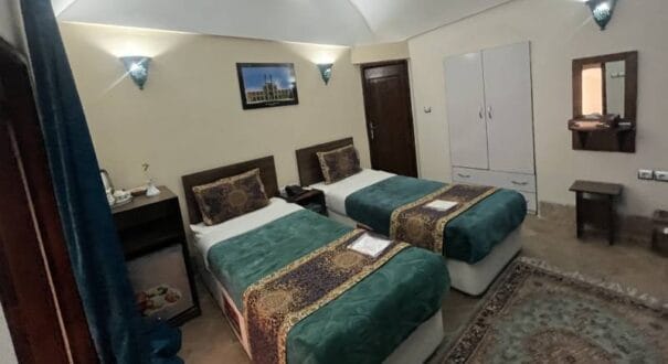 Twin Room - Firoozeh Traditional Hotel - Yazd Firoozeh Traditional Hotel - Yazd