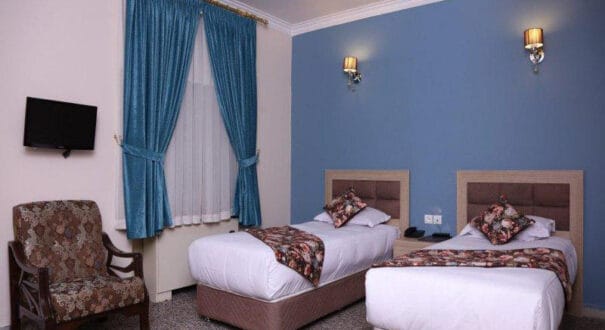 Hally Hotel