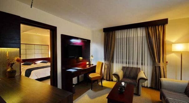 Elysee Hotel