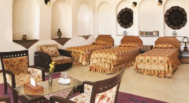 Mozaffar Traditional Hotel
