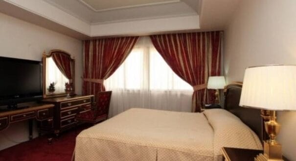 Pars Hotel