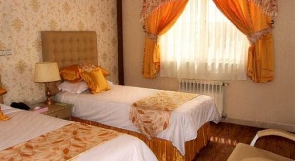 Parseh Hotel