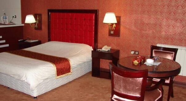 Shadi Hotel