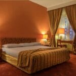 Parsian Esteghlal Hotel