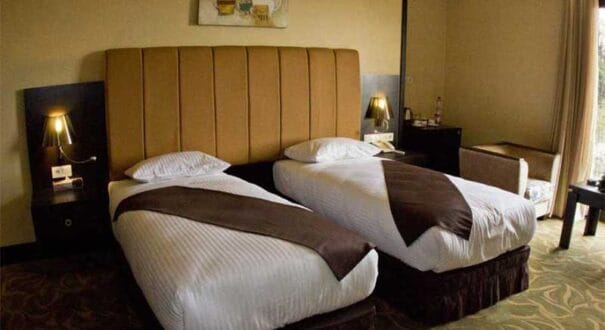 Twin Room - Royal Hotel Shiraz Royal Hotel Shiraz