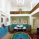 Khan Neshin Hotel